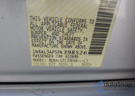 2015 Nissan Altima 2.5 S z USA, uszkodzony, nr VIN 1N4AL3AP5FN398526